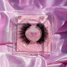 Load image into Gallery viewer, SNEAKY LINK